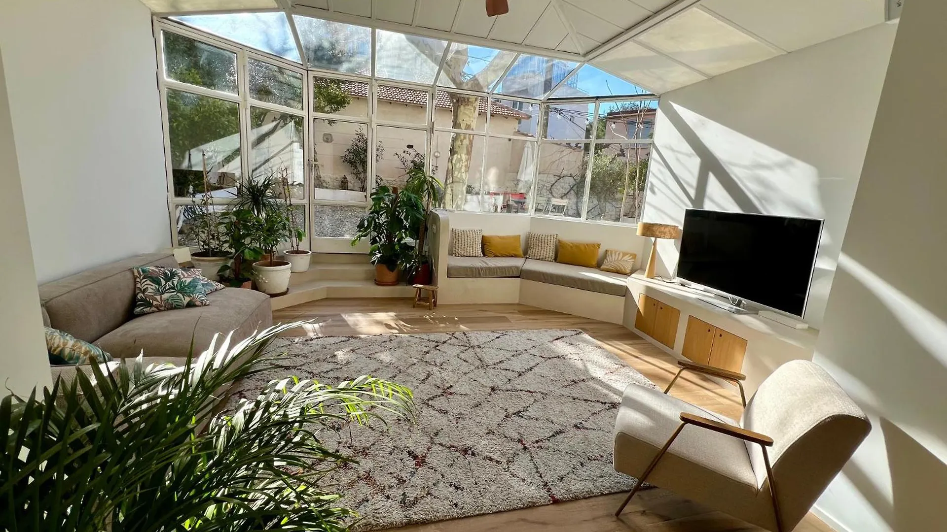 Apartment Bord De Mer, Magnifique Appartement De 150M2 Avec Jardin Marseille France